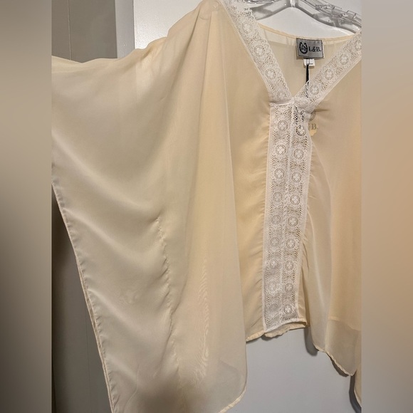 NWT L&B cream sheer blouse size L - Picture 2 of 4
